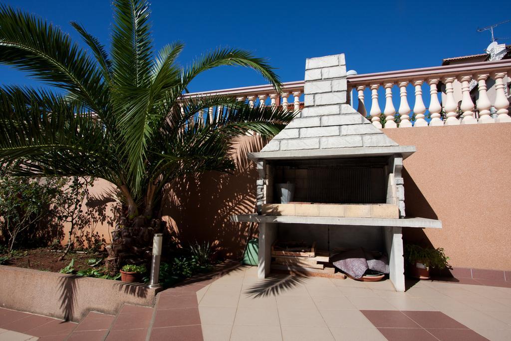 Apartments Canaria Pula Dış mekan fotoğraf
