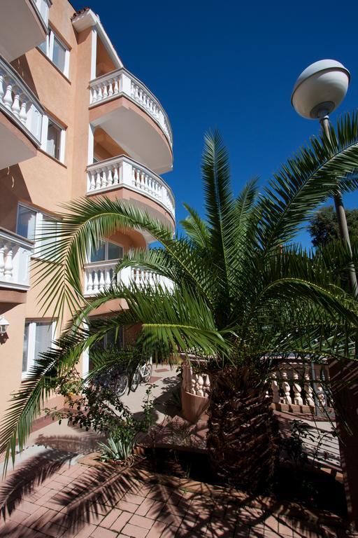 Apartments Canaria Pula Dış mekan fotoğraf