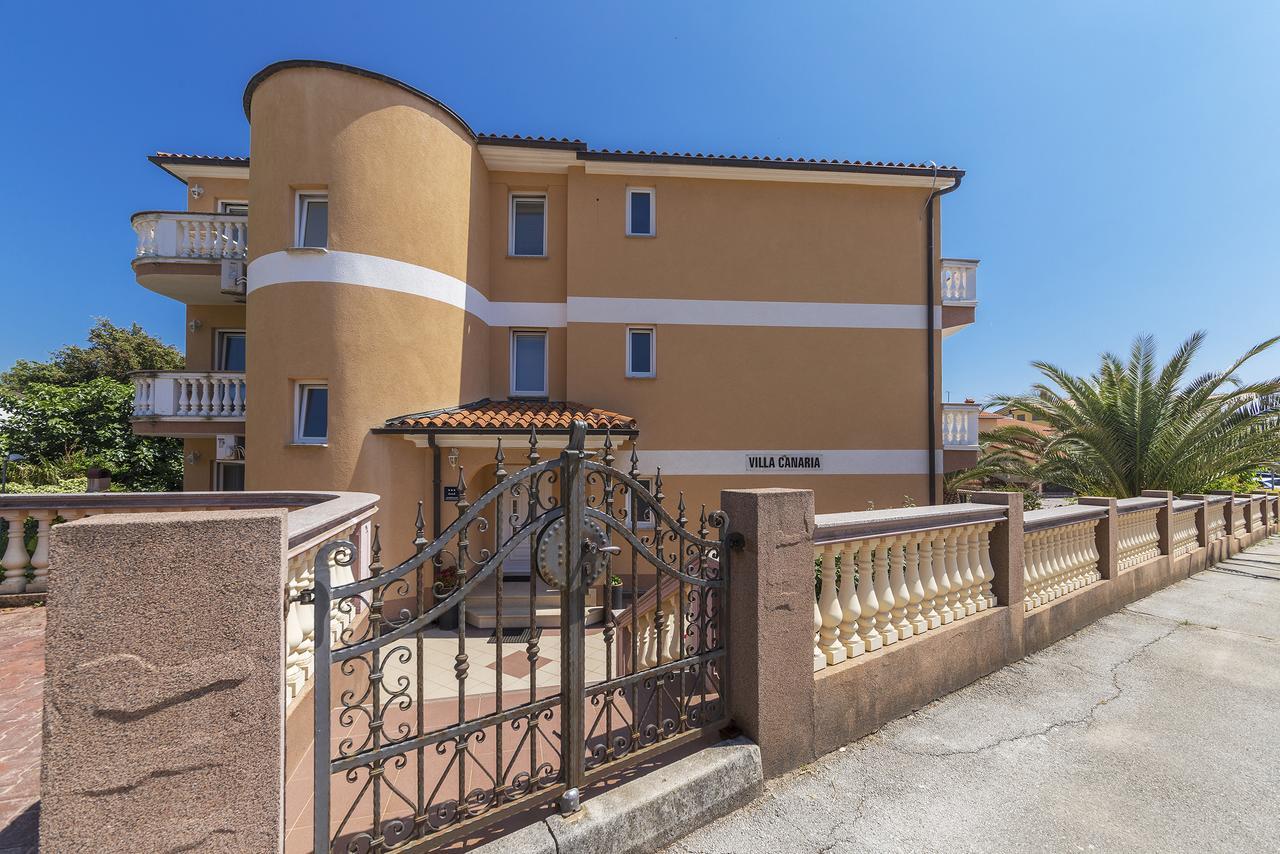 Apartments Canaria Pula Dış mekan fotoğraf