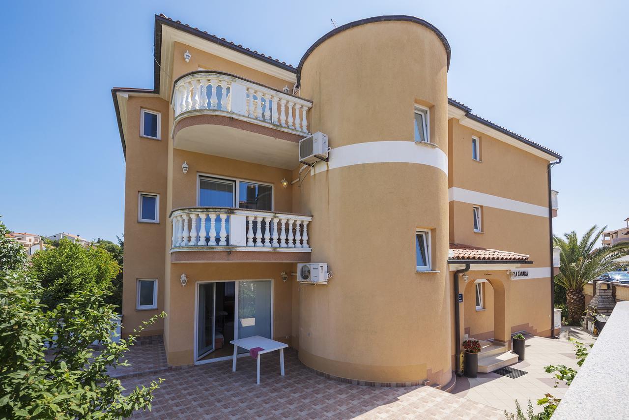 Apartments Canaria Pula Dış mekan fotoğraf
