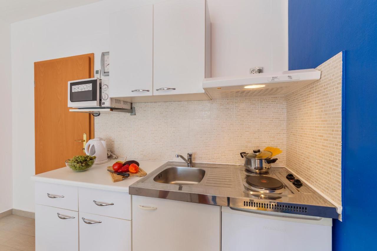 Apartments Canaria Pula Dış mekan fotoğraf