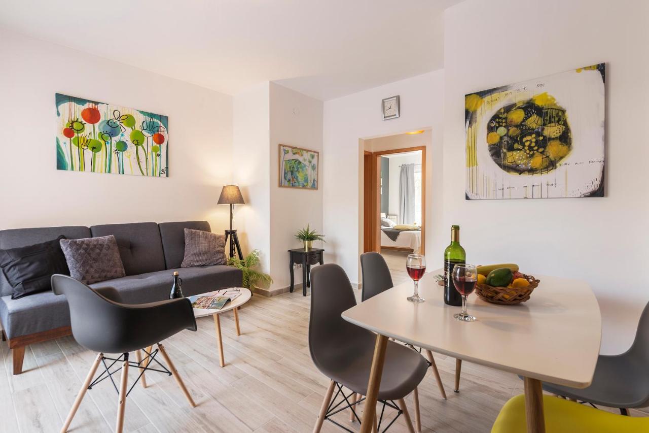 Apartments Canaria Pula Dış mekan fotoğraf