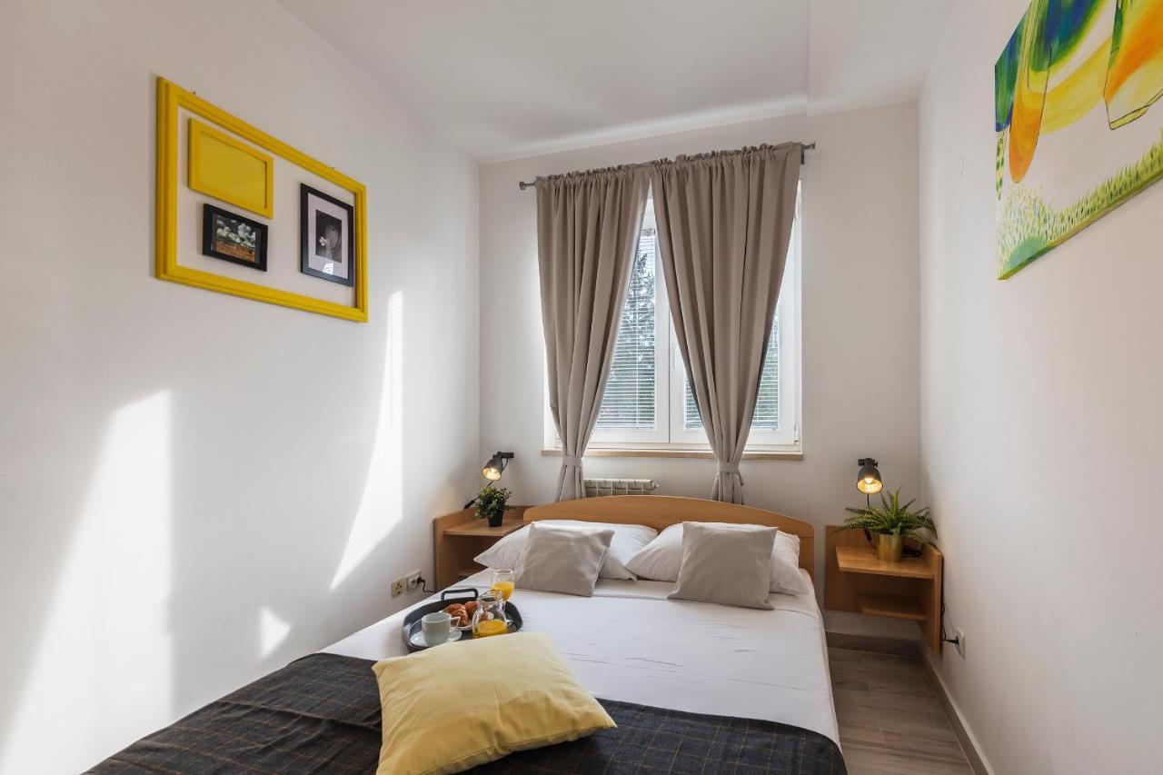 Apartments Canaria Pula Dış mekan fotoğraf