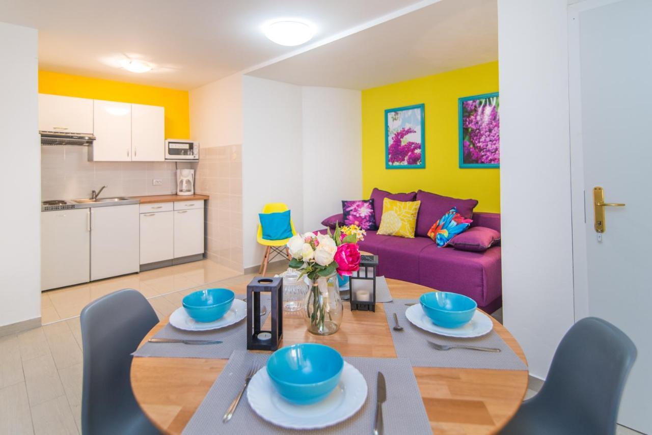Apartments Canaria Pula Dış mekan fotoğraf